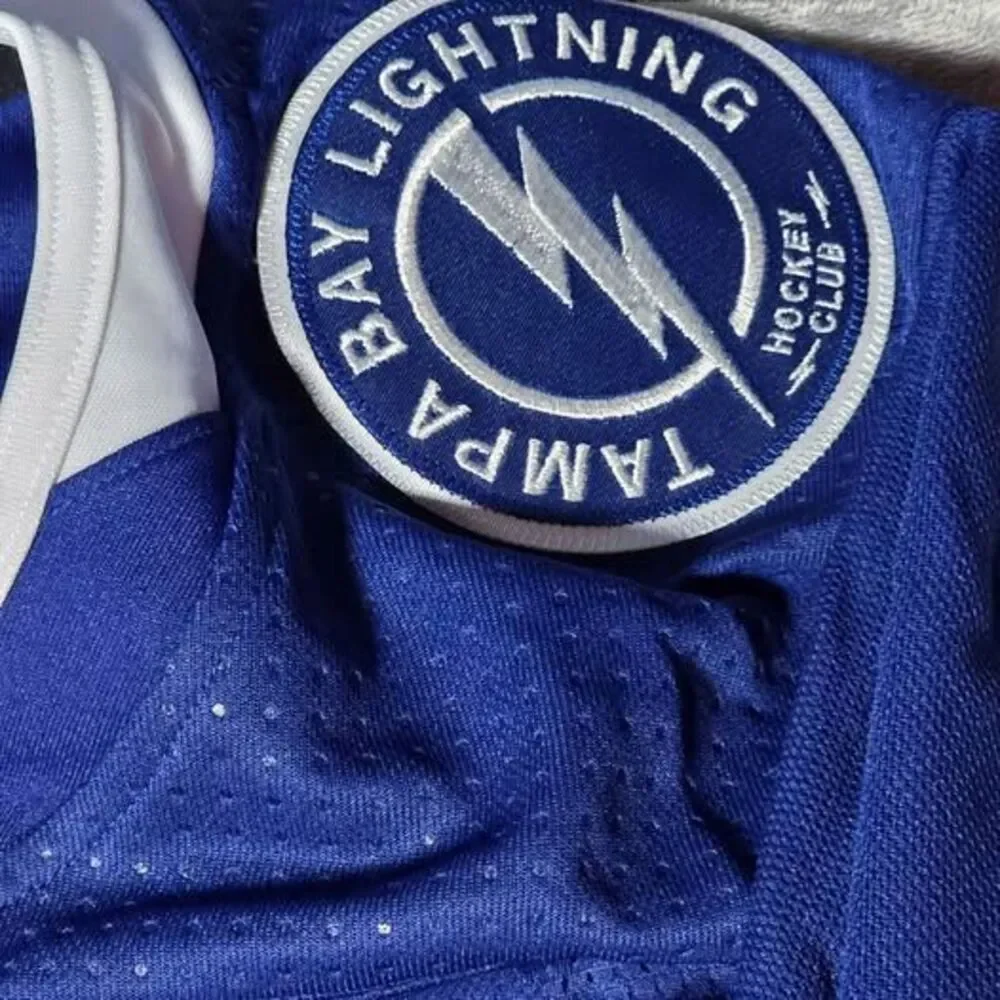Tampa Bay Lightning Authentic Adidas Mens Medium (50) NHL Team Jersey